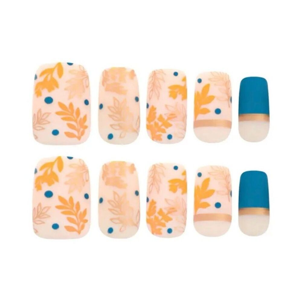 Set of 24 Gold Accented Floral Press On Nails